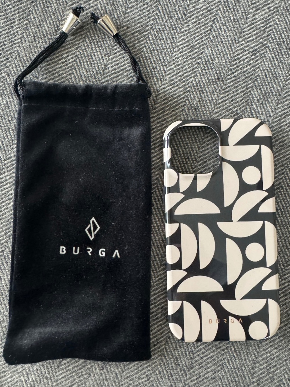 NWT, BURGA, DARLING 15 PRO MAX IPHONE COVER